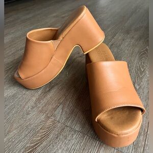 Anthropologie x Matisse Tan Faux Leather Mules